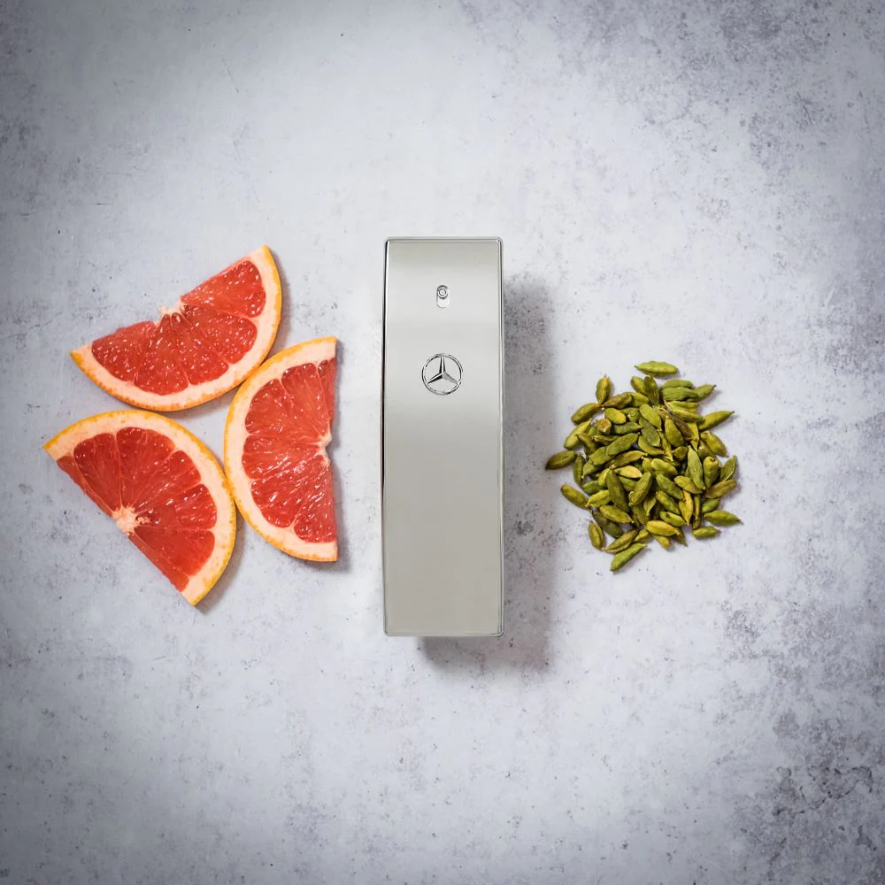 Mercedes-Benz Club - Image 5